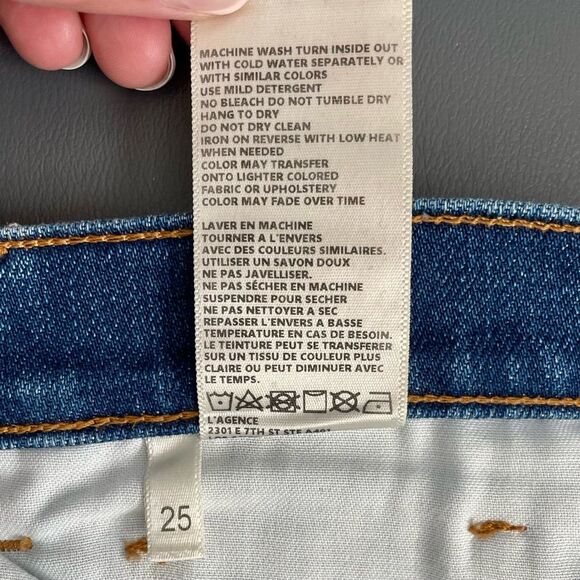 L'AGENCE Sada High Rise Crop Slim Jeans in York Destruct Size 25 - Picture 12 of 12